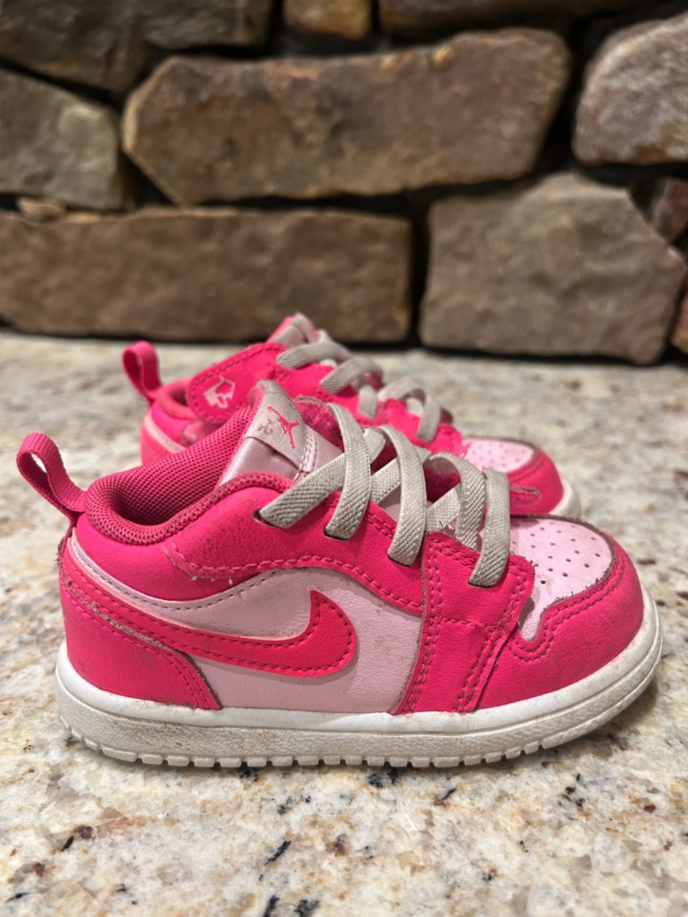 Toddler Pink Nike Shoes - Little Girls 7
